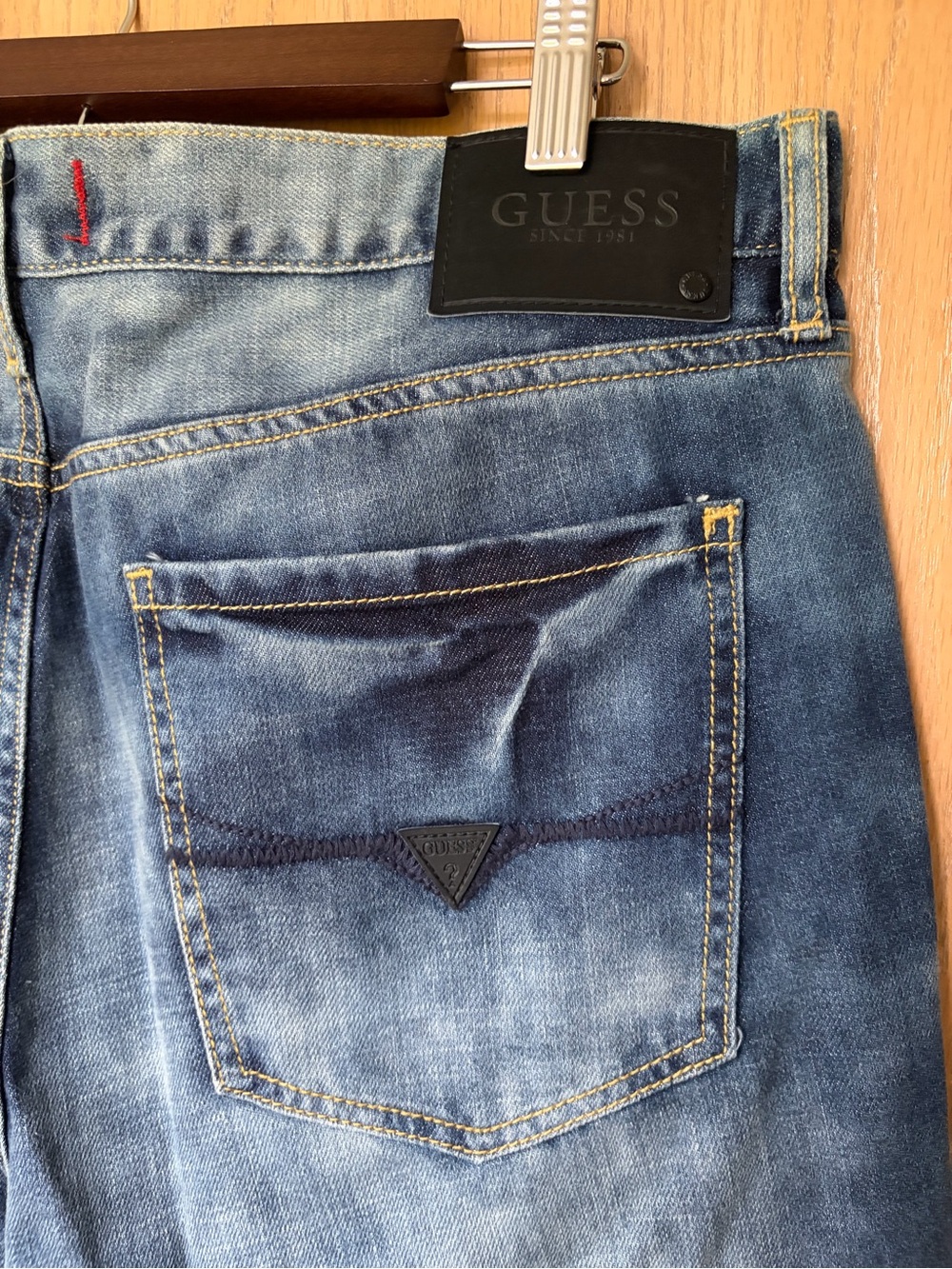 GUESS Men's Regular Straight Crescent Jeans - 36 x 32